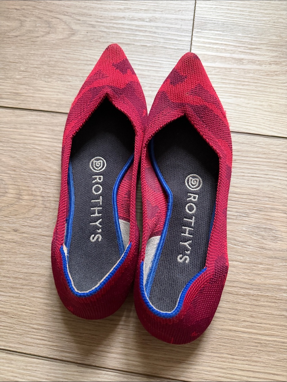 Rothy's Red Pointed Knit Flats with Blue Trim